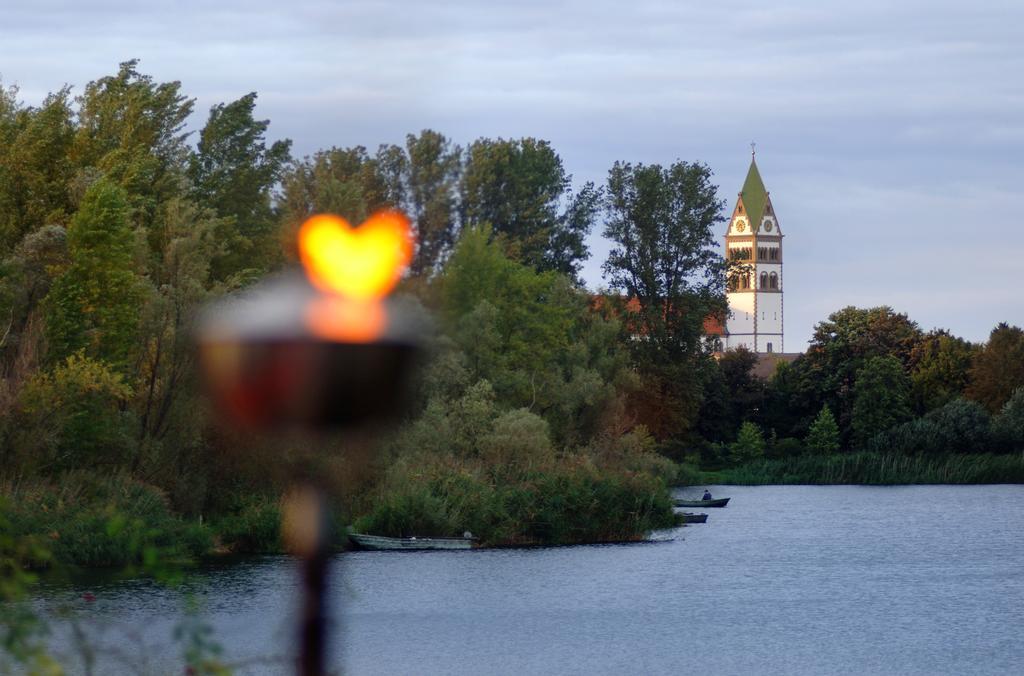 Seehotel & Restaurant Die Ente Schwetzingen Zewnętrze zdjęcie